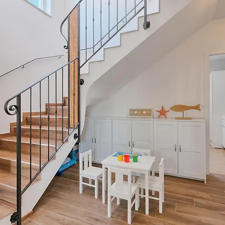 Mokka - Perfekt Ausgestattete In Hervorragender Lage Вилла Пула